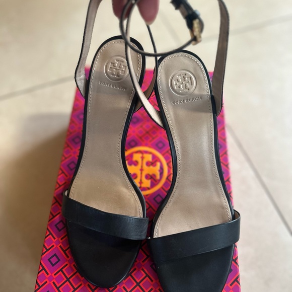 Tory Burch Elana 85mm Sandal - Picture 4 of 9